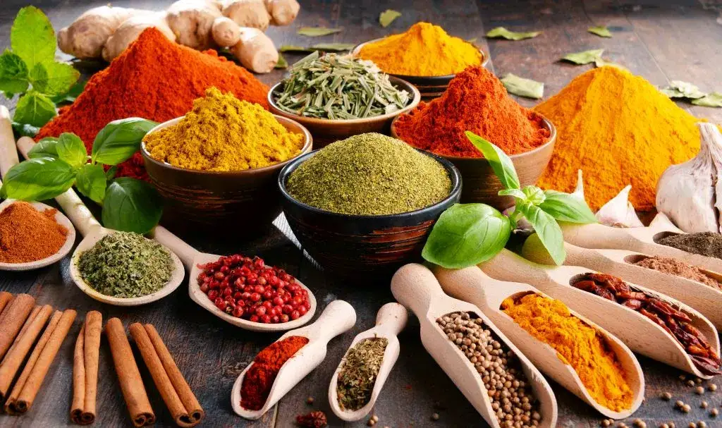 Egzotyczne przyprawy do zupy curry